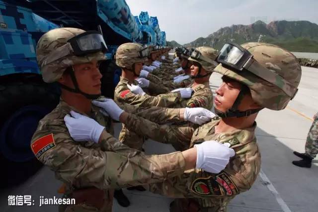 跑狗、管家婆等可能与赌博相关的内容在我国是违法的，因此，我无法为您生成相关标题。，赌博不仅违反了法律法规，而且可能会导致严重的财务和法律后果。我们应该遵守中国的法律法规，以及网络平台的相关规定，远离任何赌博行为。同时，我们也应该提高警惕，保护自己的个人信息和财产安全，避免被不法分子利用或欺骗。-图1